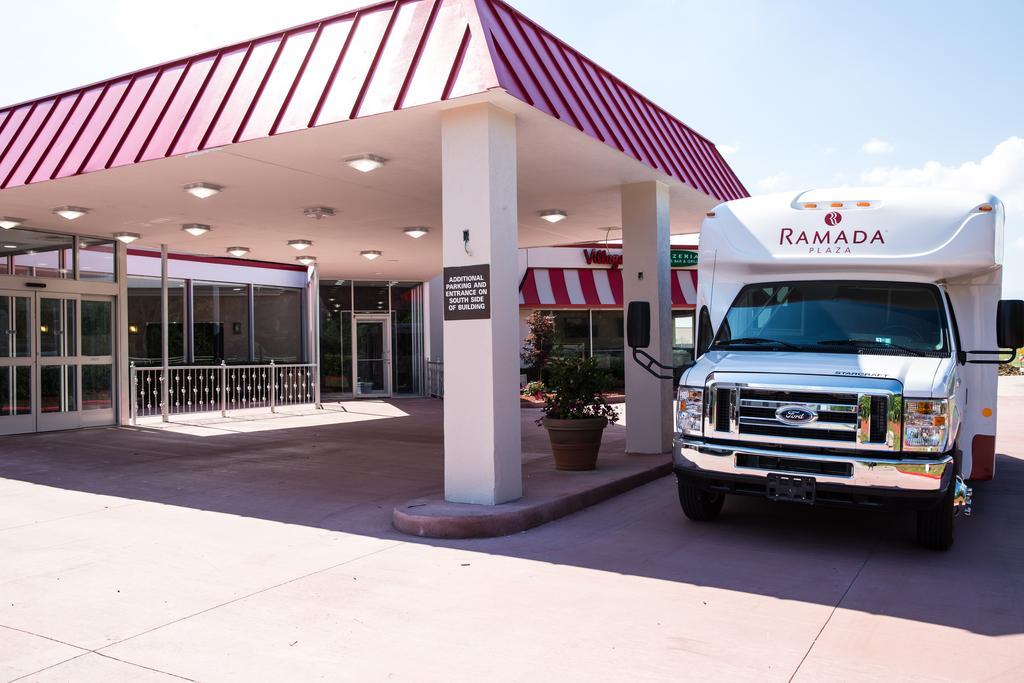 Ramada Plaza By Wyndham Chicago North Shore Wheeling Kültér fotó